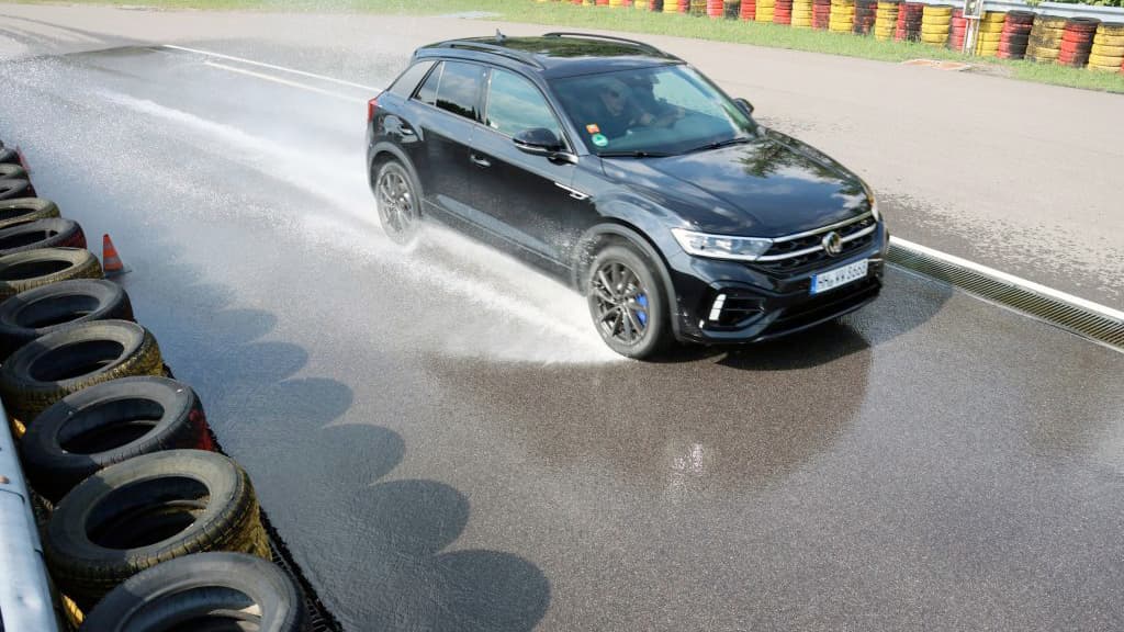 all-season-test-215-50-r18-autobild-2025-1