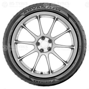 Yokohama Advan Fleva V701 225/50 R16 92W
