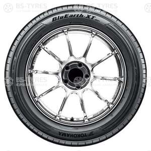 Yokohama BluEarth-XT AE61 225/60 R17 99V